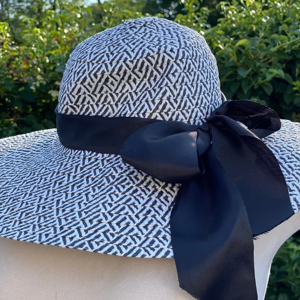 90s Chic Wide Brim Sun Hat Women's Black White Woven Straw Ribbon Bow Summer Hat